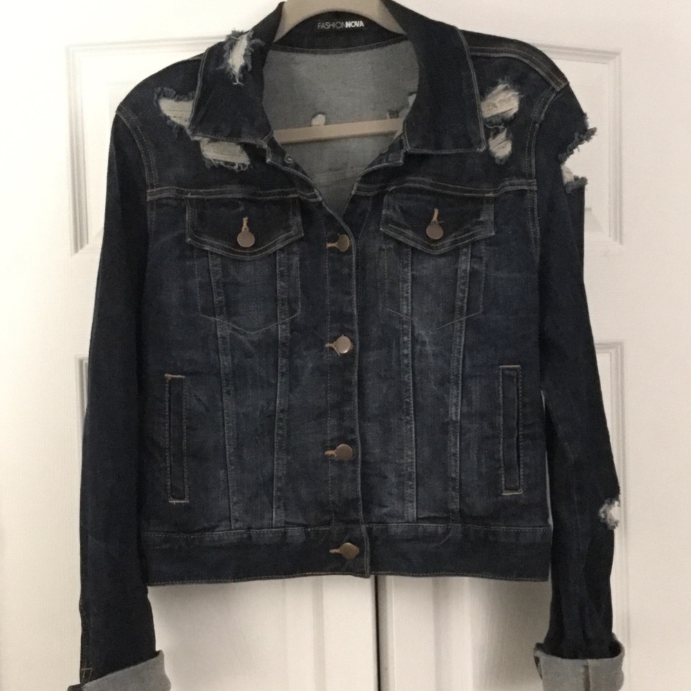 NWOT Fashion Nova jean jacket